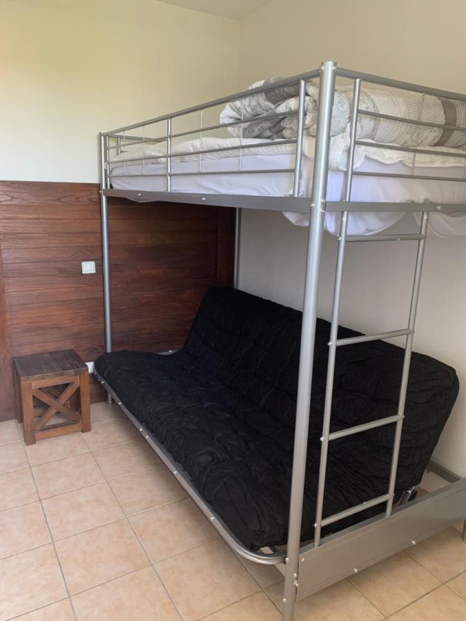 Appartement dans résidence avec piscine et parking Uzès Exterior foto